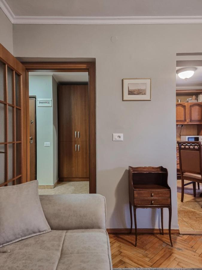 Tirana Center Cozy Apartment Εξωτερικό φωτογραφία